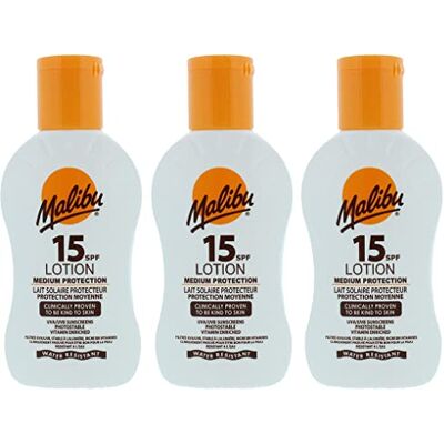 Malibu Lozione solare SPF 15 arricchita con vitamine resistente all'acqua ad alta protezione, confezione da 3 100 ml Malibu Lozione solare SPF 15 arricchita con vitamine resistente all'acqua ad alta protezione, confezione da 3 100 ml