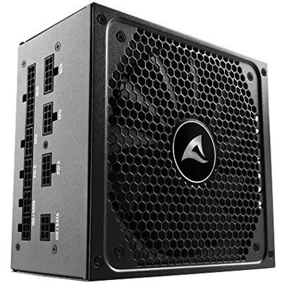 Sharkoon SilentStorm Cool Zero 650W, certificato 80 Plus Gold, completamente modulare Sharkoon SilentStorm Cool Zero 650W, certificato 80 Plus Gold, completamente modulare