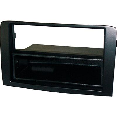 MasterLine Mascherina autoradio montaggio 1 DIN + connettore antenna + staffe estrazione radio. Colore mascherina: NERO MasterLine Mascherina autoradio montaggio 1 DIN + connettore antenna + staffe estrazione radio. Colore mascherina: NERO