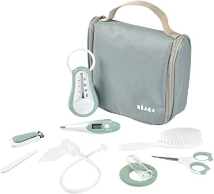 Béaba Set per la Cura del Bambino, Kit Completo de 9 Accessori: Termometro da Bagno Digitale, Aspiratore nasale, Massaggiatore di Gengive, Borsa da Toilette da Viaggio, Verde Salvia