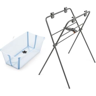 Stokke Vaschetta Bagnetto Flexi Bath® con Stand, Ocean Blue Vaschetta bagnetto pieghevole con stand incluso, altezza ergonomica, dalla nascita fino a 4 anni. Stokke Vaschetta Bagnetto Flexi Bath® con Stand, Ocean Blue Vaschetta bagnetto pieghevole con stand incluso, altezza ergonomica, dalla nascita fino a 4 anni.