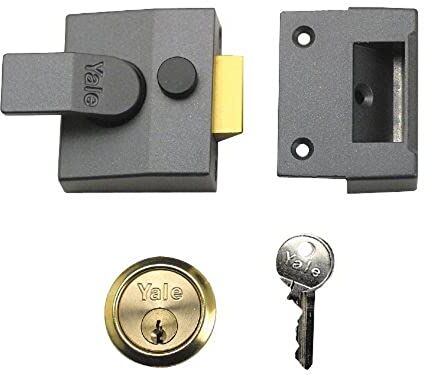 YALE Locks 85 Deadlocking Nightlatch Chrome