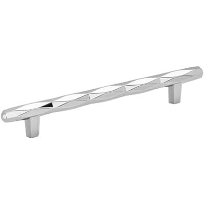 Amerock Maniglia per armadio Cromo lucido 160 mm (160 mm) da centro a centro St. Vincent Confezione da 1 Maniglia per cassetti Hardware per armadietti Amerock Maniglia per armadio Cromo lucido 160 mm (160 mm) da centro a centro St. Vincent Confezione da 1 Maniglia per cassetti Hardware per armadietti