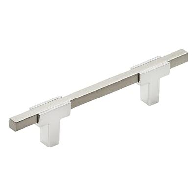 Amerock Urbanite Maniglia centrale per armadietto, 96 mm, in cromo satinato e cromo satinato, 96 mm Amerock Urbanite Maniglia centrale per armadietto, 96 mm, in cromo satinato e cromo satinato, 96 mm