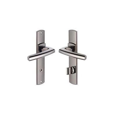 Vachette Set di maniglie per porta su piastra SCULT, versione a condanna per porta del WC e bagno, interasse 165 mm, materiale Zamak resistente, garanzia 10 anni, finitura diamantata nera Vachette Set di maniglie per porta su piastra SCULT, versione a condanna per porta del WC e bagno, interasse 165 mm, materiale Zamak resistente, garanzia 10 anni, finitura diamantata nera