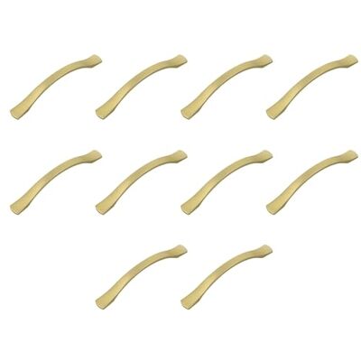 Amig Confezione da 10 Maniglie per mobili 96 Mm Colore Oro Spazzolato Realizzato in Zamak Per cassetti e armadi da cucina e bagno con stile moderno decorativo e utilizzo comodo Mod. Amig Confezione da 10 Maniglie per mobili 96 Mm Colore Oro Spazzolato Realizzato in Zamak Per cassetti e armadi da cucina e bagno con stile moderno decorativo e utilizzo comodo Mod.