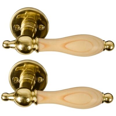 HOME IT ® Maniglia per Porta in Ottone con Impugnatura Naturale – Rosette, Placchetta per Chiave e Viti Incluse – Design Danese Elegante e Solido per Porte Interne (30-45 mm) HOME IT ® Maniglia per Porta in Ottone con Impugnatura Naturale – Rosette, Placchetta per Chiave e Viti Incluse – Design Danese Elegante e Solido per Porte Interne (30-45 mm)