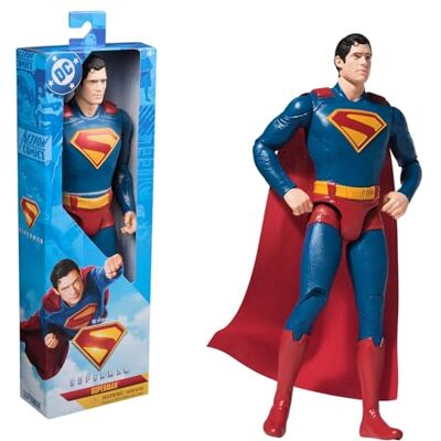 DC Comics , Action Figure dei Supereroi Superman da 30 cm, Giocattoli per Gioco di Finzione per Bambini e Bambine, 4+ Anni DC Comics , Action Figure dei Supereroi Superman da 30 cm, Giocattoli per Gioco di Finzione per Bambini e Bambine, 4+ Anni