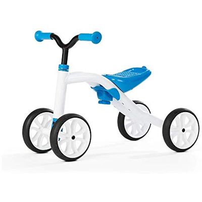 Chillafish Quadie stabile a 4 ruote per bambini da 1 a 3 anni, 3 posti a sedere, Grow-with-me ride-on con deposito cookie sul sedile, ruote silenziose e adesivi personalizzati, blu Chillafish Quadie stabile a 4 ruote per bambini da 1 a 3 anni, 3 posti a sedere, Grow-with-me ride-on con deposito cookie sul sedile, ruote silenziose e adesivi personalizzati, blu