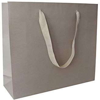 Carte Dozio Shopper in Kraft color Beige, maniglia con fettuccia in tinta, fto 32+10x27+5, cf 25 pz