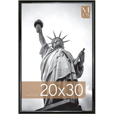 MCS Cornice per Poster Trendsetter 50,8 x 76,2 cm, Cornice Nera ad Alta Densità, Fissaggio a Parete Verticale e Orizzontale, Grande Cornice per Foto per Foto, Poster e Opere d'Arte (Confezione da 1) MCS Cornice per Poster Trendsetter 50,8 x 76,2 cm, Cornice Nera ad Alta Densità, Fissaggio a Parete Verticale e Orizzontale, Grande Cornice per Foto per Foto, Poster e Opere d'Arte (Confezione da 1)