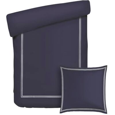 Pure Parure da letto 3 pezzi, copripiumino 140 x 200 cm e 2 federe 63 x 63 cm, 100% raso di cotone, 80 fili/cm², 120 GSM, certificato Oeko-TEX- Silhouette, bianco/blu scuro Pure Parure da letto 3 pezzi, copripiumino 140 x 200 cm e 2 federe 63 x 63 cm, 100% raso di cotone, 80 fili/cm², 120 GSM, certificato Oeko-TEX- Silhouette, bianco/blu scuro