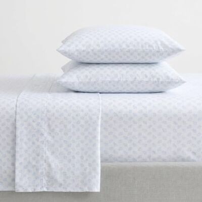 Nautica Set di lenzuola per letto matrimoniale queen size, biancheria da letto con motivo floreale su misura, in percalle di cotone liscio, lenzuola con federe e lenzuolo con angoli coordinati Nautica Set di lenzuola per letto matrimoniale queen size, biancheria da letto con motivo floreale su misura, in percalle di cotone liscio, lenzuola con federe e lenzuolo con angoli coordinati