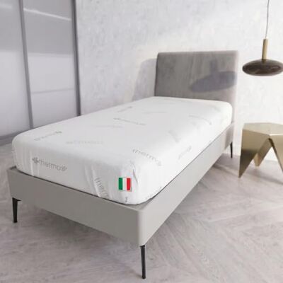 Italian Bed Linen Coprimaterasso con Trattamento THERMOCONTROL Singolo 90 x 200 cm Made in Italy Proteggi Materasso con Elastico Perimetrale Lavabile Italian Bed Linen Coprimaterasso con Trattamento THERMOCONTROL Singolo 90 x 200 cm Made in Italy Proteggi Materasso con Elastico Perimetrale Lavabile