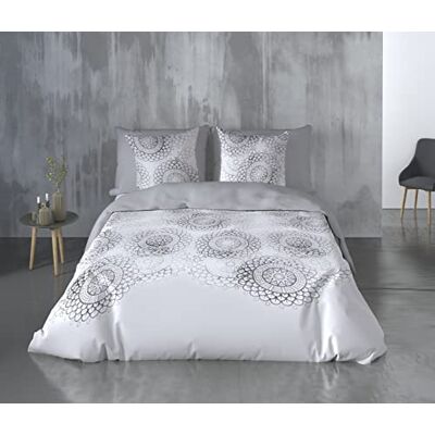 Pierre Cardin Tejidos Reina Set biancheria da letto, C-5, 260 x 240 + 63 x 63 cm (x2) Pierre Cardin Tejidos Reina Set biancheria da letto, C-5, 260 x 240 + 63 x 63 cm (x2)