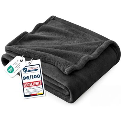Bedsure Coperta in Pile Morbido per Letto e Divano Grigio Scuro Antracite 150x200cm Plaid Coperta Calda Letto Matrimoniale e Singolo di Flanell Microfibra Bedsure Coperta in Pile Morbido per Letto e Divano Grigio Scuro Antracite 150x200cm Plaid Coperta Calda Letto Matrimoniale e Singolo di Flanell Microfibra