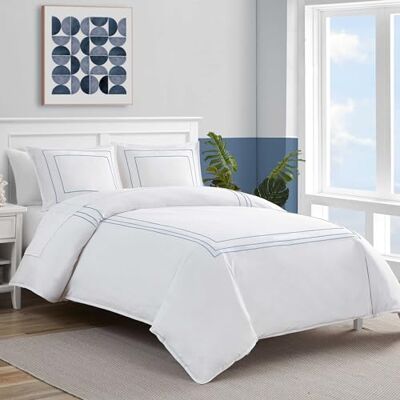 Nautica Queen Duvet Cover Set, Soft Bedding with Matching Shams, Embroidered Hotel-Inspired Bedding Set (Alden Chambray Blue, Queen) Nautica Queen Duvet Cover Set, Soft Bedding with Matching Shams, Embroidered Hotel-Inspired Bedding Set (Alden Chambray Blue, Queen)