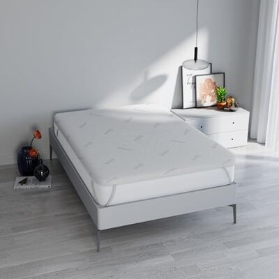 Italian Bed Linen Topper Memory Foam SILVER letto Piazza e Mezza 120x190 cm, altezza 5 cm, Made in Italy, Rivestimento Sfoderabile e Lavabile, Coprimaterasso con Elastici per fissaggio al materasso Italian Bed Linen Topper Memory Foam SILVER letto Piazza e Mezza 120x190 cm, altezza 5 cm, Made in Italy, Rivestimento Sfoderabile e Lavabile, Coprimaterasso con Elastici per fissaggio al materasso