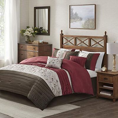 Madison Park Set per tutte le stagioni, gonna per letto abbinata, cuscini decorativi, poliestere, rosso, king size (264 x 233 cm) Madison Park Set per tutte le stagioni, gonna per letto abbinata, cuscini decorativi, poliestere, rosso, king size (264 x 233 cm)