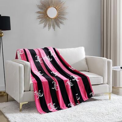 Juicy Couture Cabana Coperta in peluche a righe, 127 x 178 cm, in microfibra, per il massimo comfort e calore accogliente Juicy Couture Cabana Coperta in peluche a righe, 127 x 178 cm, in microfibra, per il massimo comfort e calore accogliente
