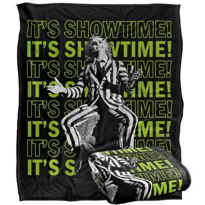 LOGOVISION Beetlejuice It'S Showtime Repeat Coperta super morbida al tatto setoso – 152 x 127 cm LOGOVISION Beetlejuice It'S Showtime Repeat Coperta super morbida al tatto setoso – 152 x 127 cm