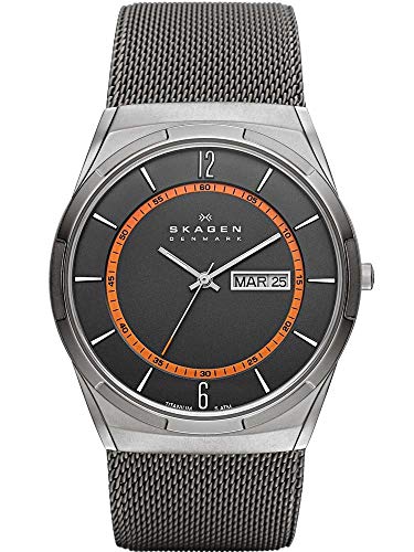 Skagen Orologio Melbye Titanium da uomo, movimento day-date a tre lancette, cassa in titanio antracite da 40 mm con bracciale a maglia in acciaio inossidabile,