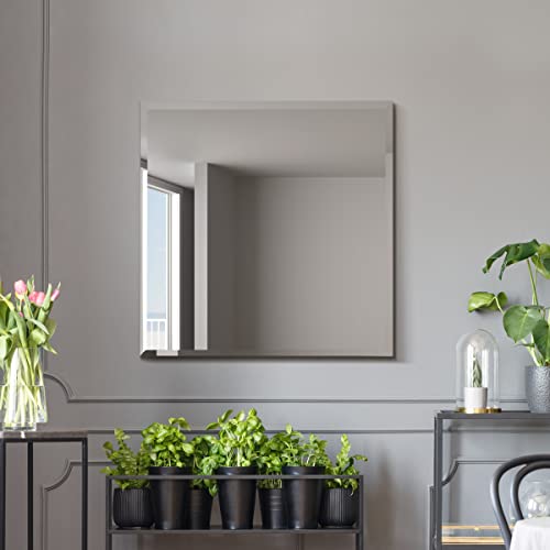 MirrorOutlet The Moderni Specchio da parete quadrato moderno con bordi smussati, 68,6 x 68,6 cm (70 x 70 cm) in vetro argentato su supporto nero