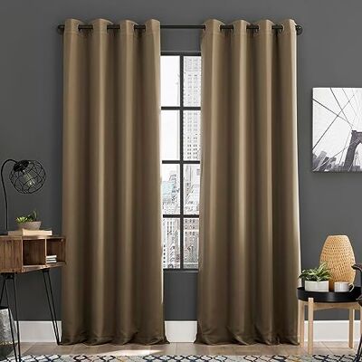 Sun Soho Coppia di tende oscuranti ad efficienza energetica, attenuazione del rumore, con occhielli, 137,2 x 160 cm, colore: marrone orzo Sun Soho Coppia di tende oscuranti ad efficienza energetica, attenuazione del rumore, con occhielli, 137,2 x 160 cm, colore: marrone orzo