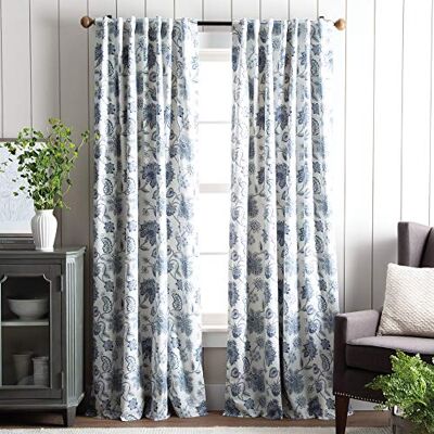 Martha Stewart Jakarta Coppia di tende oscuranti per finestra, con tasca per bastone/linguetta posteriore, 213,4 cm, colore: Indaco Martha Stewart Jakarta Coppia di tende oscuranti per finestra, con tasca per bastone/linguetta posteriore, 213,4 cm, colore: Indaco