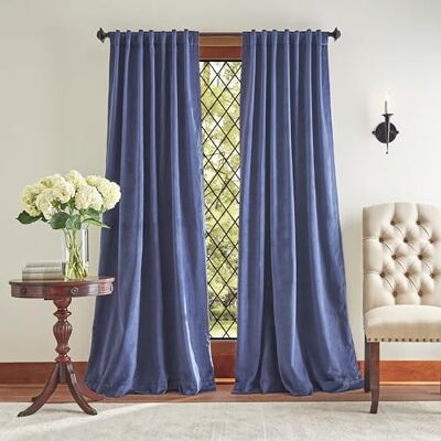 Martha Stewart Lucca Coppia di tende oscuranti in velluto con linguetta posteriore, 241,3 cm, blu navy Martha Stewart Lucca Coppia di tende oscuranti in velluto con linguetta posteriore, 241,3 cm, blu navy