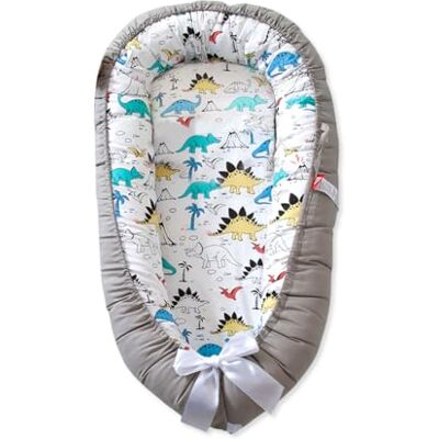 SONARIN Portatile Riduttore Lettino Neonato,88 x 53 cm Baby Nest Nido Neonati Riduttore Culla da Viaggio per Bambini, con100% Cotone Copertura Reversibile Lavabile(Grigio-Dinosauro) SONARIN Portatile Riduttore Lettino Neonato,88 x 53 cm Baby Nest Nido Neonati Riduttore Culla da Viaggio per Bambini, con100% Cotone Copertura Reversibile Lavabile(Grigio-Dinosauro)