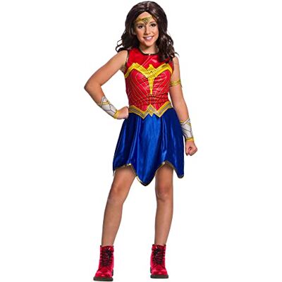 Rubie's Rubies Wonder Woman Classic per bambina, Vestito con cintura, senza spalline e mantello rimovibile, Licenza Ufficiale Warner Bros DC Comics per Carnevale, feste, cosplay Rubie's Rubies Wonder Woman Classic per bambina, Vestito con cintura, senza spalline e mantello rimovibile, Licenza Ufficiale Warner Bros DC Comics per Carnevale, feste, cosplay