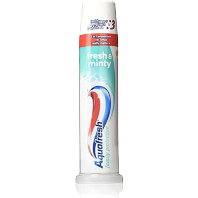 Aquafresh Fresh & Minty Whitening Pump Action 3 in 1 Formula Dentifricio 100 ml (confezione da 3) Aquafresh Fresh & Minty Whitening Pump Action 3 in 1 Formula Dentifricio 100 ml (confezione da 3)