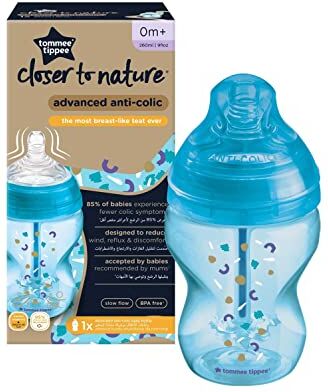 Tommee Tippee Biberon Anticolica, Tettarella Simile al Seno a Flusso Lento e Esclusivo Sistema di Ventilazione Anticolica, 260ml, Confezione da 1, Blu