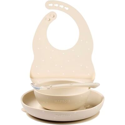 Nattou Stoviglie in Silicone per Bambini, 4 Pezzi, 1 Cucchiaio, 1 Ciotola con Coperchio, 1 Bicchiere, 1 Bavaglino, Senza BPA, Silicone, Motivo Color Argilla Nattou Stoviglie in Silicone per Bambini, 4 Pezzi, 1 Cucchiaio, 1 Ciotola con Coperchio, 1 Bicchiere, 1 Bavaglino, Senza BPA, Silicone, Motivo Color Argilla