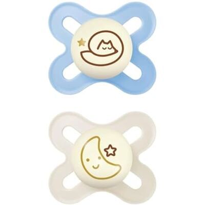 MAM Original Start Night Succhietto 0-2 Mesi (Set da 2), Ciuccio 0-2 mesi che si illumina al buio con tettarella in caucciù, Kit da 2 accessori neonato con porta ciuccio sterilizzatore, Azzurro MAM Original Start Night Succhietto 0-2 Mesi (Set da 2), Ciuccio 0-2 mesi che si illumina al buio con tettarella in caucciù, Kit da 2 accessori neonato con porta ciuccio sterilizzatore, Azzurro