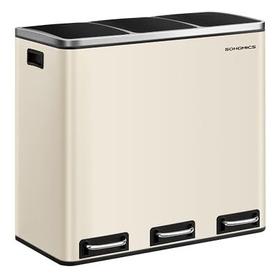 SONGMICS Cestino da Cucina, Pattumiera per Raccolta Differenziata 3 x 18L, 3 Scomparti per Riciclaggio, Coperchi a Chiusura Morbida, Pedali, Acciaio, Beige Sabbia SONGMICS Cestino da Cucina, Pattumiera per Raccolta Differenziata 3 x 18L, 3 Scomparti per Riciclaggio, Coperchi a Chiusura Morbida, Pedali, Acciaio, Beige Sabbia