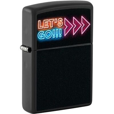Zippo Let's Go Accendino Antivento, Lampada a Luce Nera, Ricaricabile, Design Antivento, Scatola Regalo, Made in US, Colore Nero Opaco Zippo Let's Go Accendino Antivento, Lampada a Luce Nera, Ricaricabile, Design Antivento, Scatola Regalo, Made in US, Colore Nero Opaco