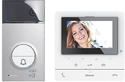 BTicino , Videocitofono Set 2 fili, Flex ONE: Classe 100 V16E con display LCD da 5", stazione porta linea 3000, telecamera grandangolare 105°, illuminazione a LED, 1 casa di famiglia, IP54, IK10,