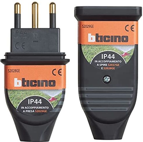 BTicino S2028GE Spina grande Volante in caucciù bimateria, 16A, standard italiano, Nero + S2029GE Presa 10/16A in caucciù bimateria, standard IP44, ideale per spine piccole e grandi, Nero