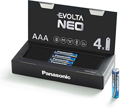 Panasonic EVOLTA NEO, batteria alcalina, scatola da 4 AAA, prestazioni extra forti, particolarmente resistenti e sicure, Micro LR03 1,5 Volt, confezionate in una pratica scatola da conservare