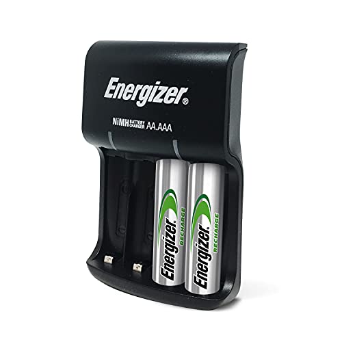 Energizer Caricabatterie base  Recharge, caricabatterie versatile per batterie AAA e AA ricaricabili, 2 batterie AA incluse, ricarica in 12 ore
