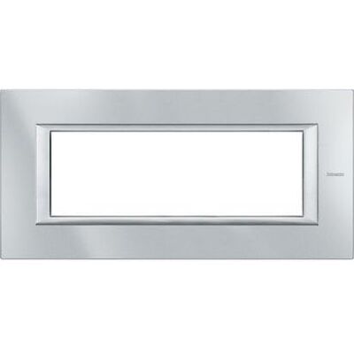 Bticino Axolute - Piastra Rettangolare 6 moduli - Monocromatico Argento - Placca Interruttori Bticino Axolute - Piastra Rettangolare 6 moduli - Monocromatico Argento - Placca Interruttori