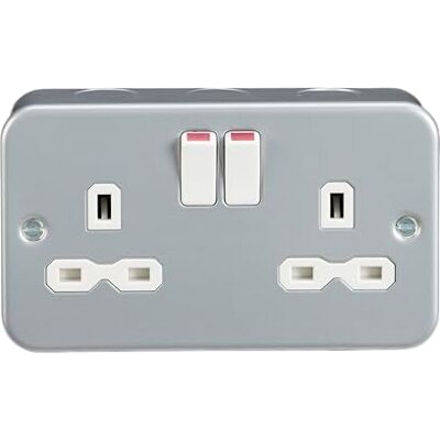 Knightsbridge Presa con interruttore DP a 2 gan, 13 A, colore grigio, 45 mm x 81,5 mm x 142 mm Knightsbridge Presa con interruttore DP a 2 gan, 13 A, colore grigio, 45 mm x 81,5 mm x 142 mm