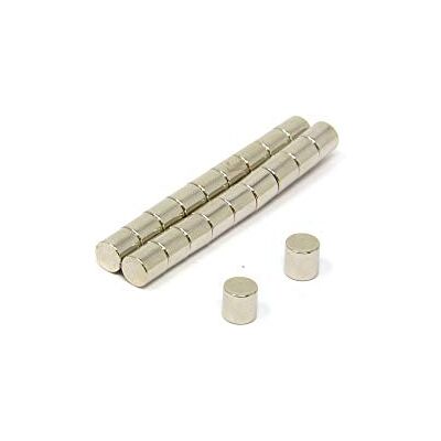 FIRST4MAGNETS Magnet Expert Ltd Confezione da 25 dischi magnetici al neodimio N42, ø 6 mm, spessore 6 mm, forza magnetica 1,3 kg, ideali da impiegare in lavori di arte e artigianato FIRST4MAGNETS Magnet Expert Ltd Confezione da 25 dischi magnetici al neodimio N42, ø 6 mm, spessore 6 mm, forza magnetica 1,3 kg, ideali da impiegare in lavori di arte e artigianato