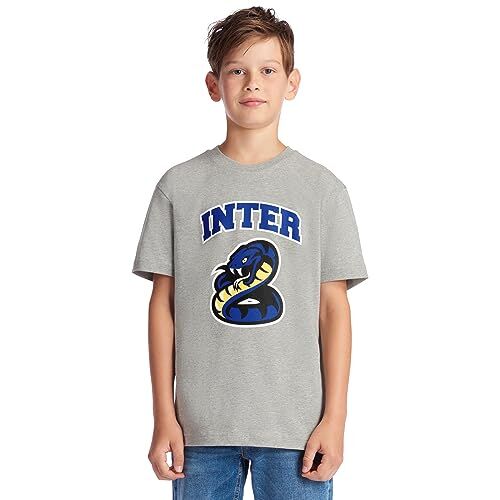 Inter T-Shirt, Bambino/a, Prodotto Ufficiale, Design con Biscione Collezione Esclusiva Back to Stadium, 100% Cotone, Adatta a Tutti i Tifosi Nerazzurri