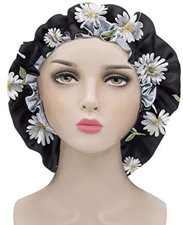 Renewold Cuffia morbida in raso, Cappellino per capelli naturali ricci, Cappellini per il trucco per la perdita di capelli per il cappello da notte, Cappello elastico regolabile da donna, Cappello da donna Daisy elegante bianco