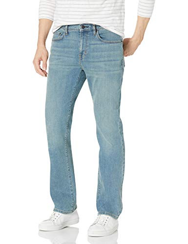 Amazon Essentials Jeans Slim t con Taglio Bootcut Uomo, Blu Chiaro Vintage, 33W / 30L
