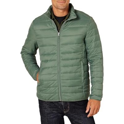 Amazon Essentials Piumino Leggero Impermeabile Pieghevole (Disponibile in Taglie Extra Forti) Uomo, Verde Abete, XL Amazon Essentials Piumino Leggero Impermeabile Pieghevole (Disponibile in Taglie Extra Forti) Uomo, Verde Abete, XL