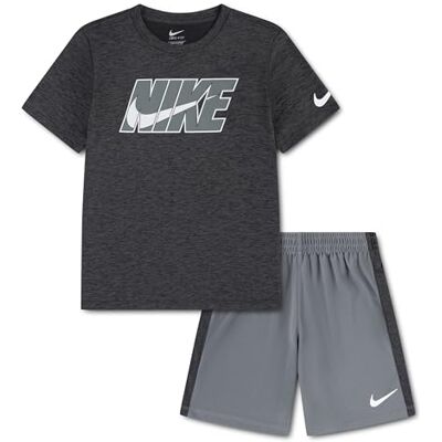 Nike B Nk Dropset Ss Tee Short Set B NK DROPSET SS TEE SHORT SET Bambine e ragazze Nike B Nk Dropset Ss Tee Short Set B NK DROPSET SS TEE SHORT SET Bambine e ragazze